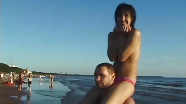 私の喜びのための寛容、アナルセックスは痛みではなく、夏の期待です エロ ビデオ レズビアン