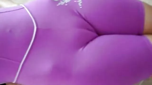 二milfs七面鳥スイング鋳造とともに自然な胸と吸い各乳 レズビアン 無 修正 無料 動画
