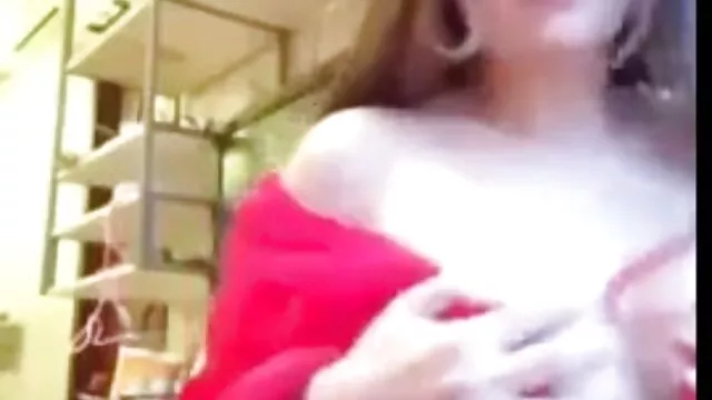 悪魔に取りつかれ、彼女の無実を奪われた処女を作るサタンの宗派 レズビアン 動画 無 修正