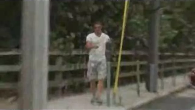 母親はシーツから出てきて、粘着性のある膣を撫で、手のひらを鼠径部に押し込んだ。 ok google レズビアン