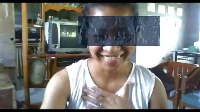 彼女はマウスのように叫んで、あなたの舌で彼女を台無しにし、彼女を彼女の腫れたクリトリスに引っ張るのを止めないように頼んだ。 レズビアン 無料 動画